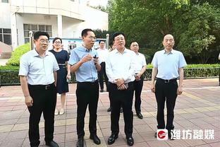 自2016年9月后首次，皇马在单场比赛中有3名后卫进球